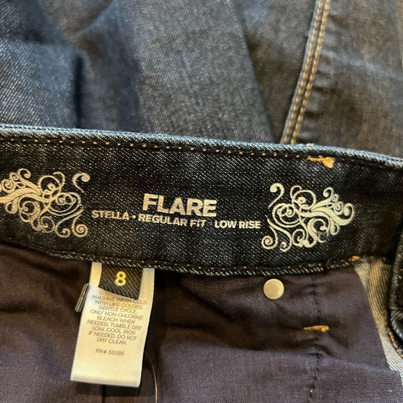 Women’s Express Flare jeans, stella low rise size 8 - Picture 4 of 7